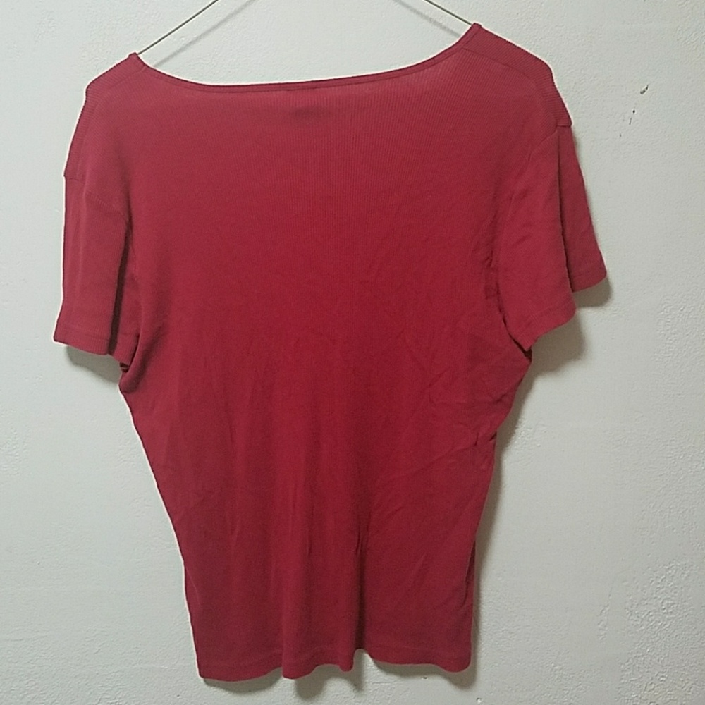 Red top - Picture 3 of 3